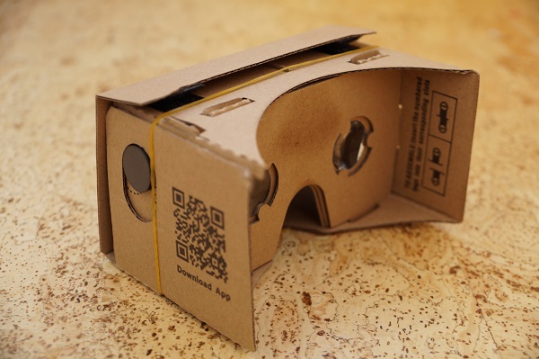 Видео: как сделать очки виртуальной реальности своими руками