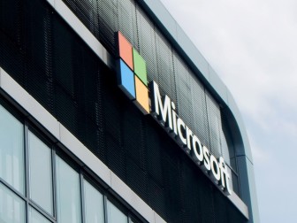 Microsoft устранила 135 уязвимостей в своих продуктах